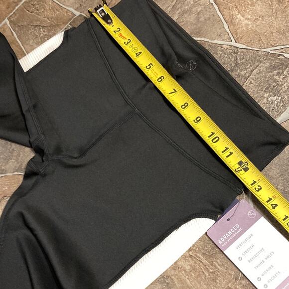 NWT Threads 4 Thought Black & White Sz S Leggings - Picture 5 of 12